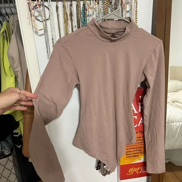 FREE PEOPLE top - Picture 4 of 12